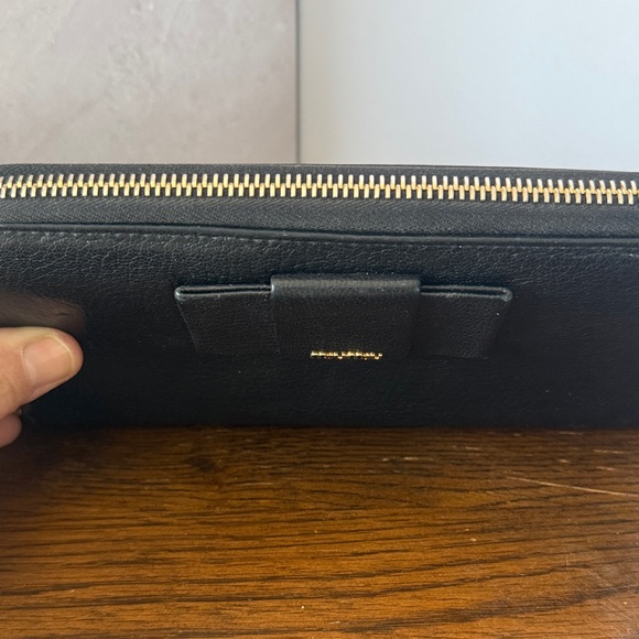 Miu Miu Black Leather Zip Wallet - Picture 3 of 5